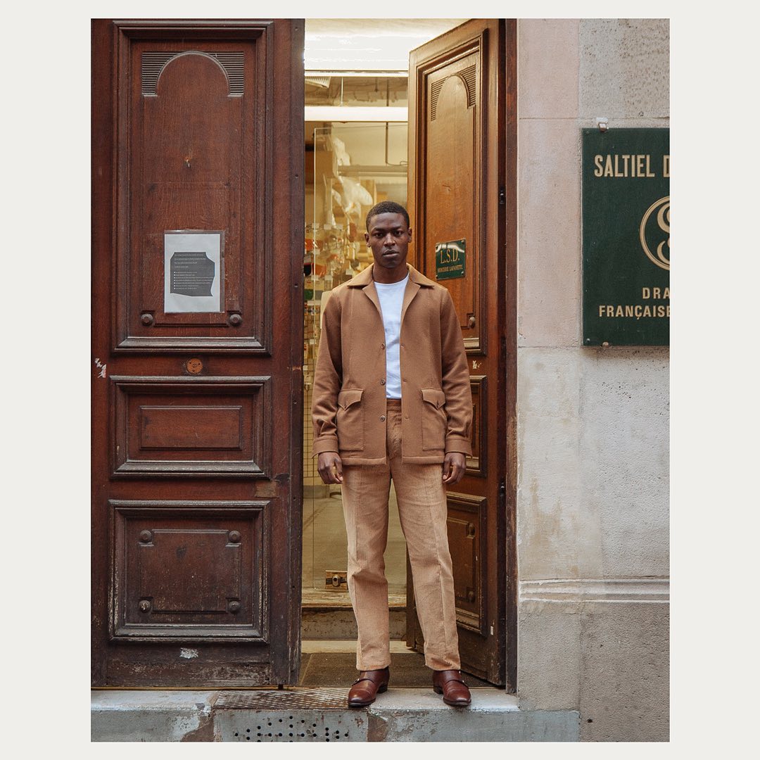 This is gold… 👌
Gold beige corduroy
.
.
.
#corduroytrousers #safarijacket #camelcoat #cooltailoring #classicmenswear